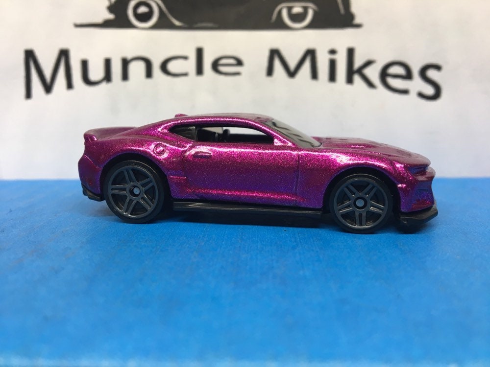 hot wheels camaro 2017