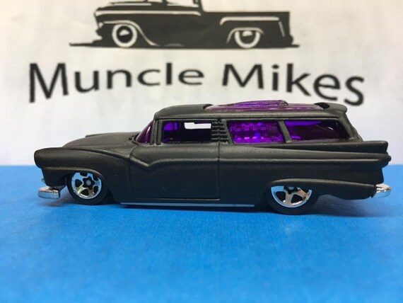 hot wheels 8 crate