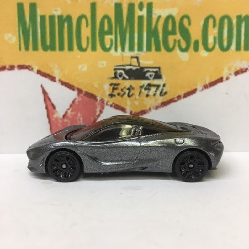 Hot Wheels McLaren 720S Custom Painted JET BLACK