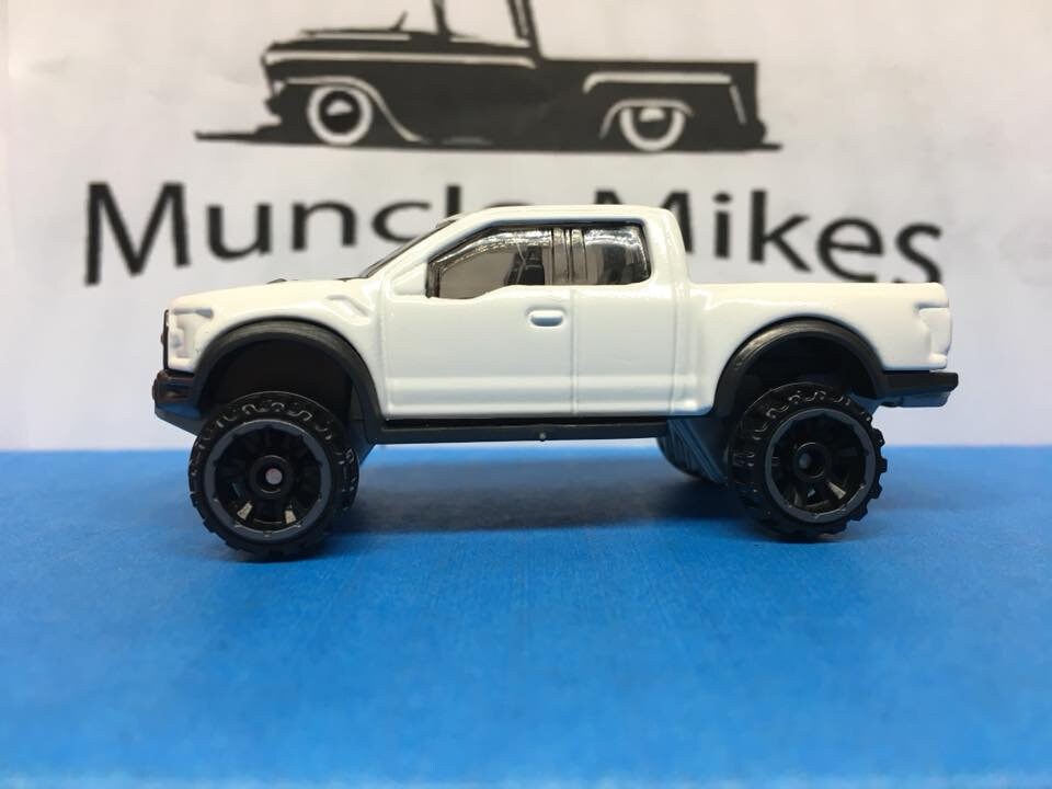 Custom Hot Wheels 2017 Ford F-150 Raptor 6.2 Custom Painted TRIPLE WHITE