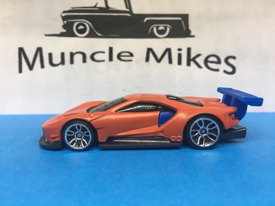 Custom Hot Wheels Ford Gt 40 Race Custom Painted Orange And Blue