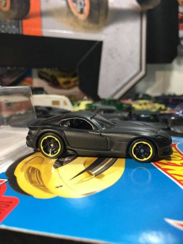 Custom Hot Wheels 2013 Srt Viper Flat Black