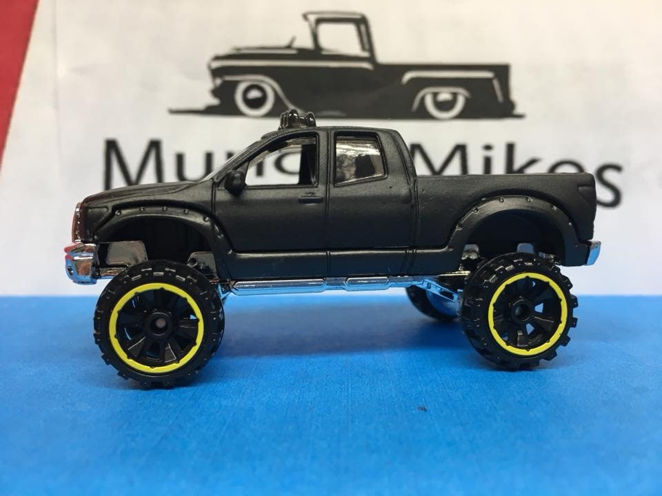 Custom Hot Wheels Lifted Toyota Tundra Flat Black