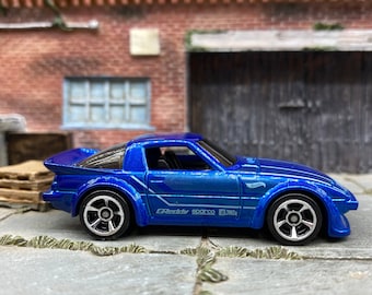 ホットウィール マツダ RX-7 FC パンデム – プレミアム ローニンラン 1