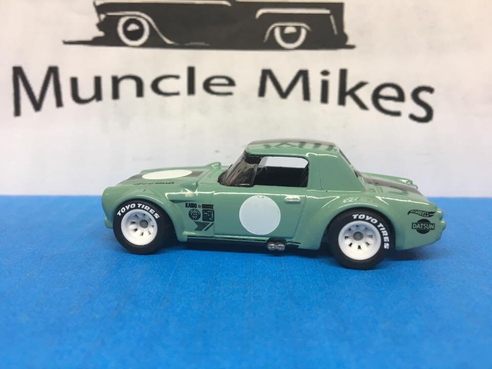 Custom Hot Wheels Nissan Fairlady Toyo Rubber Tires White Wheels