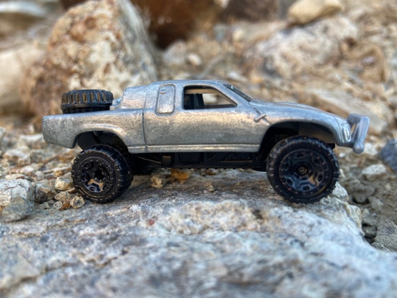 hot wheels toyota truck