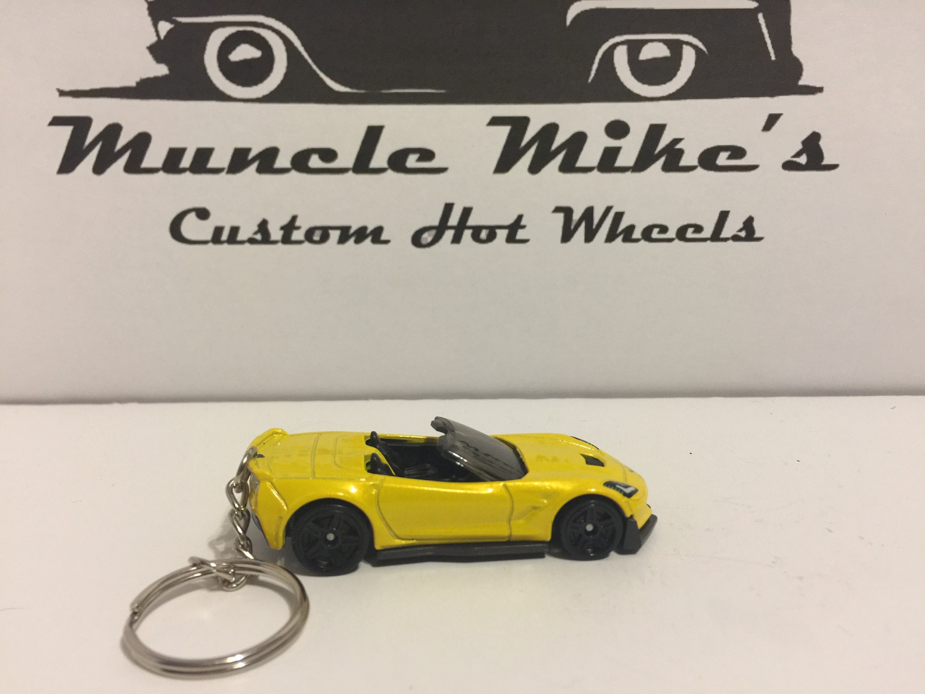 Custom Hot Wheels yellow Corvette C7 Z06 convertible key chain keychain