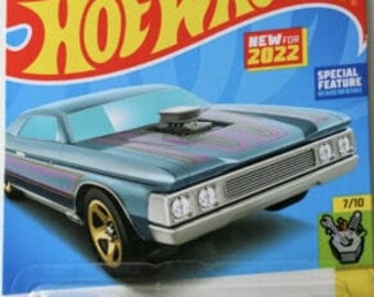 Collectable Carded Hot Wheels 2022 - Layin' Lowrider - Light Blue
