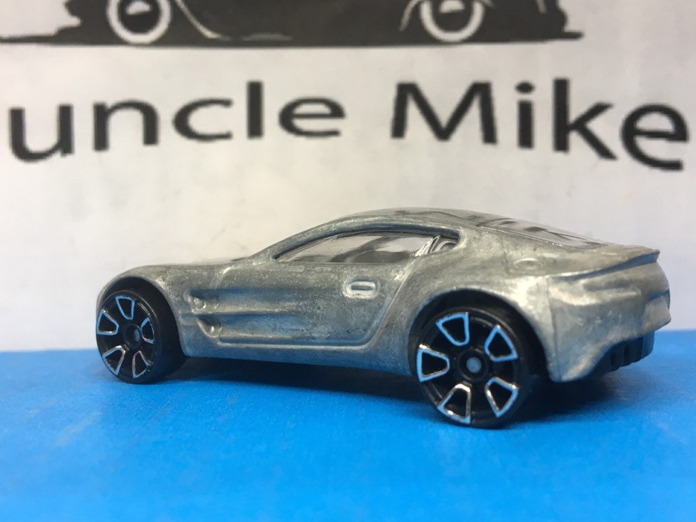 Custom Hot Wheels Aston Martin One-77 Race Car Muscle Car Hot Rod Bare Metal