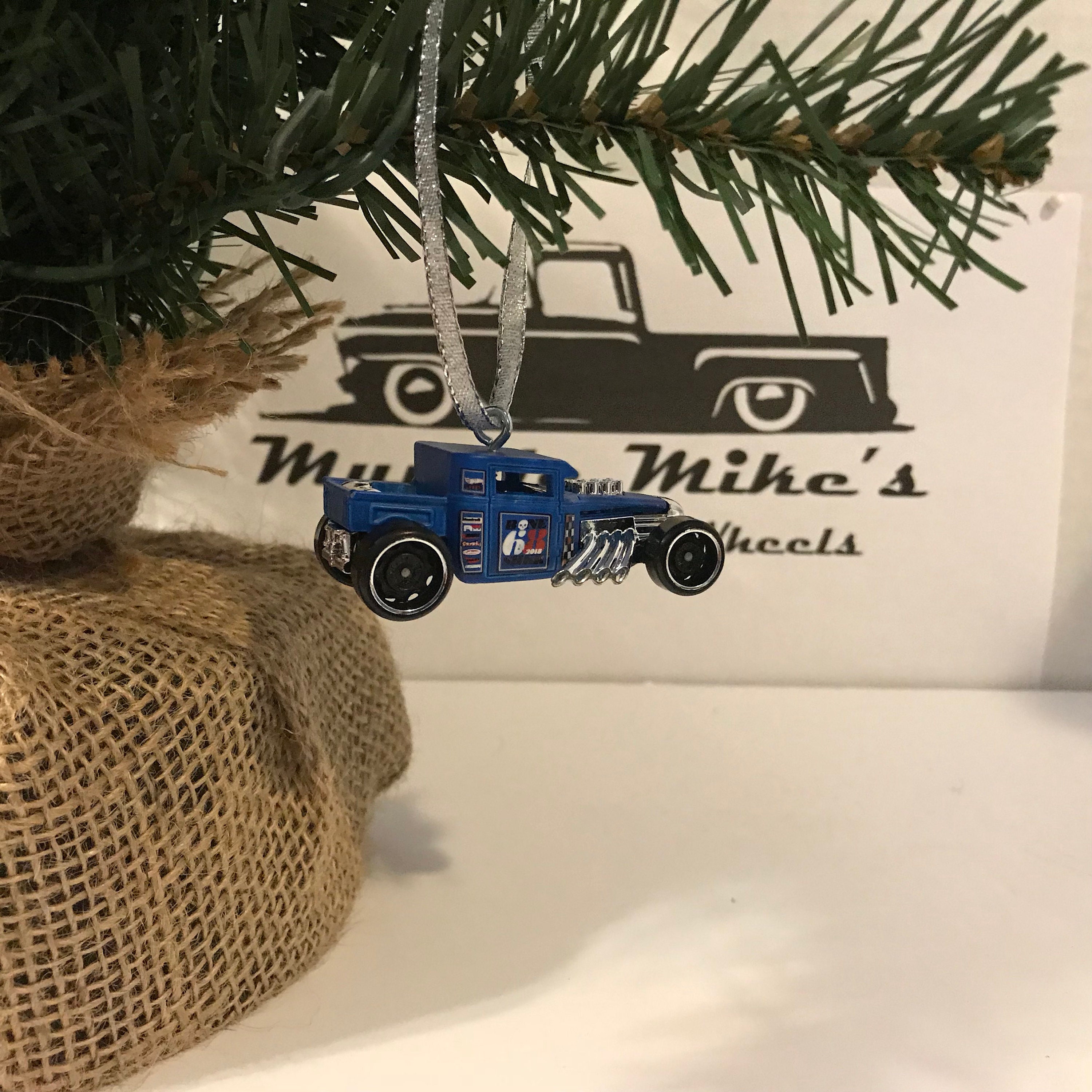 Hot Wheels Christmas Ornament One ...</div>
</div>
<div class=
