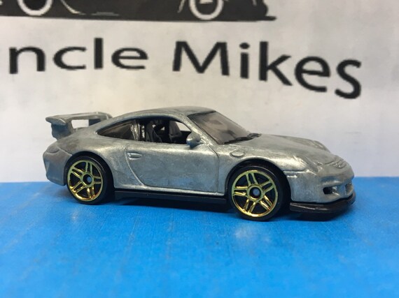 hot wheels porsche 911 gt3 rs