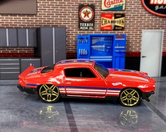 Loose Hot Wheels - 1970 Chevy Camaro RS - Red Stars and Stripes