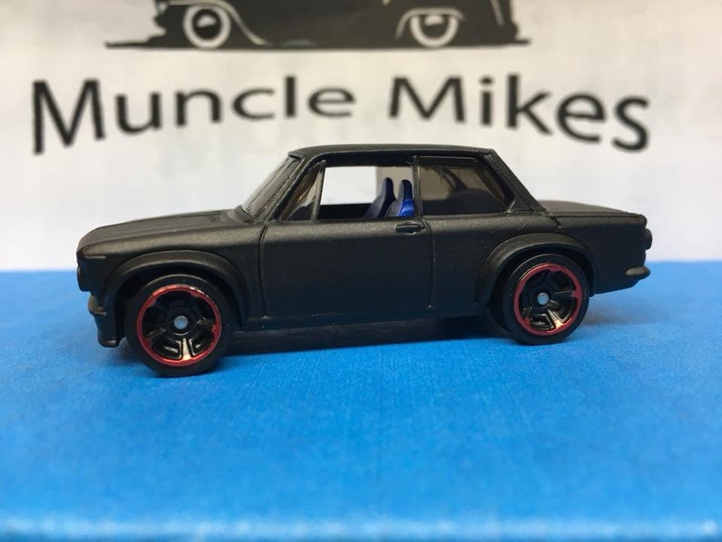 hot wheels bmw 2002