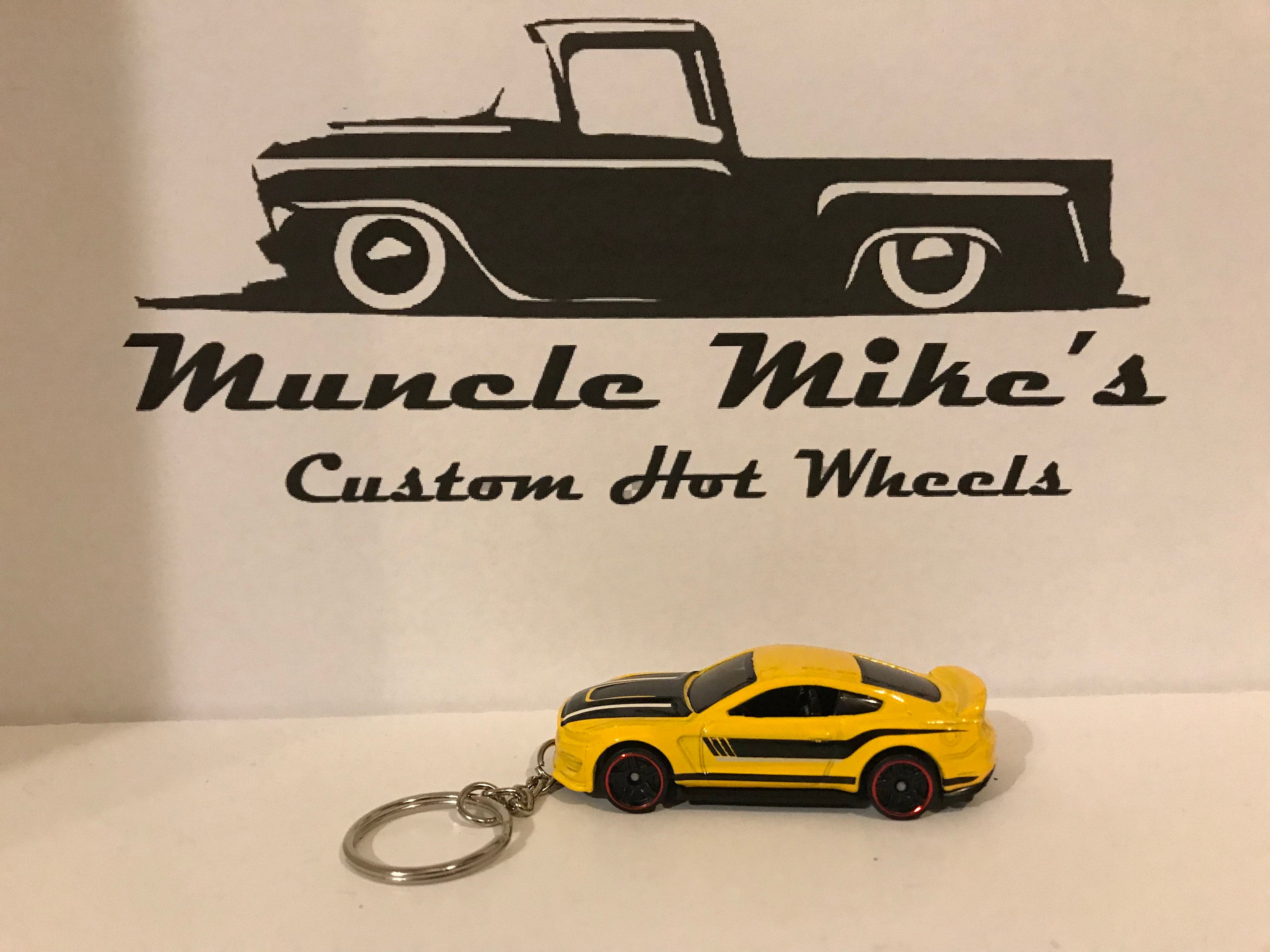 Custom Hot Wheels Ford Shelby GT350R Mustang key chain keychain