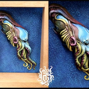 Cthulhu, Dios Antiguo, Edición Limitada del Mar Azul / H.P. Lovecraft / Escultura hecha a mano / Edición con marco de madera