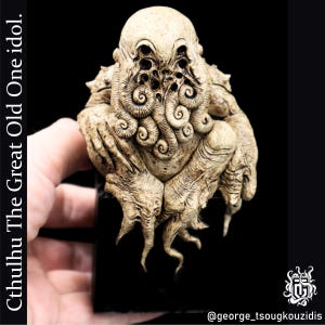 Handgemachtes Cthulhu Idol: H.P. Liebesfertig