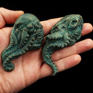 Cthulhu Myth magnets ver1 collection of 2 . H.P.Lovecraft handmade collectible magnets