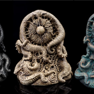 Whispers of Azathoth . H.P.Lovecraft handmade collectible figures