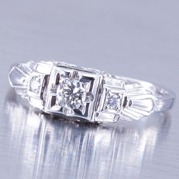 18K White Gold Diamond Past Present & Future Ladi… - image 10