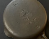 Griswold Small Block Logo 5 1940s 724A Vintage Cast Iron Skillet Grooved Handle Made in USA Restored Zero Spin