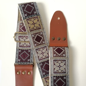 Guitar Strap &lt;&lt; Guitar Strap in Vintage and Folk Style &gt;&gt; Mythical Guitar Strap 60s &lt;&lt; For acoustic, electric, bass guitar