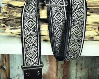 Upgrade your bag with our bag straps, From crossbody to handbags, tote bags to purses, our straps are the perfect purse accessory for women