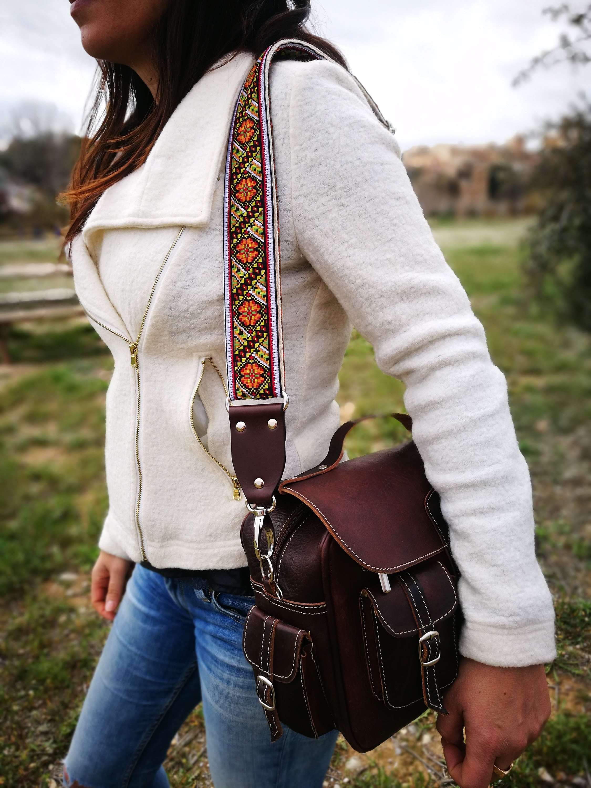 Crossbody Leather Bag With Guitar Strap, Guitar Strap Purse, Wide Shoulder  Strap Bag, Gray Bag, Brown Bag, Gift for Her, BAG for WOMEN -  Denmark