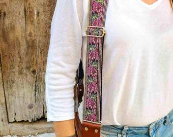 Sac à main pour sangle de guitare, couleur or et rose. Ajoutera une touche différente à vos sacs. 5 cm (2 po.) de largeur, bandoulière réglable, sac à main non inclus