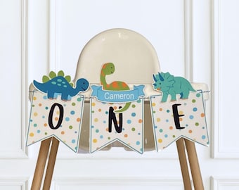 Banner de silla alta de primer cumpleaños de dinosaurio, personalizado con nombre y edad: uno o dos, segundo cumpleaños de dinosaurio, una decoración de fiesta de saurus