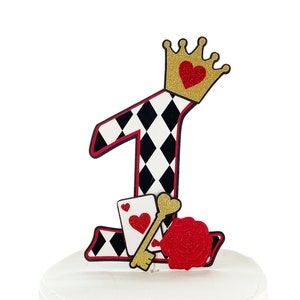 Queen of Hearts Cake Topper, Alice in Wonderland Cake Decoration, Alice in Onderland First Birthday, Personalized with Any Age Cake topper
