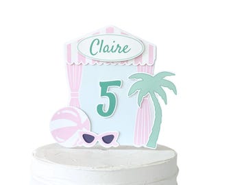 Adorno para tarta con forma de cabaña de piscina rosa: Decoración retro para fiesta de cumpleaños en un club de playa.
