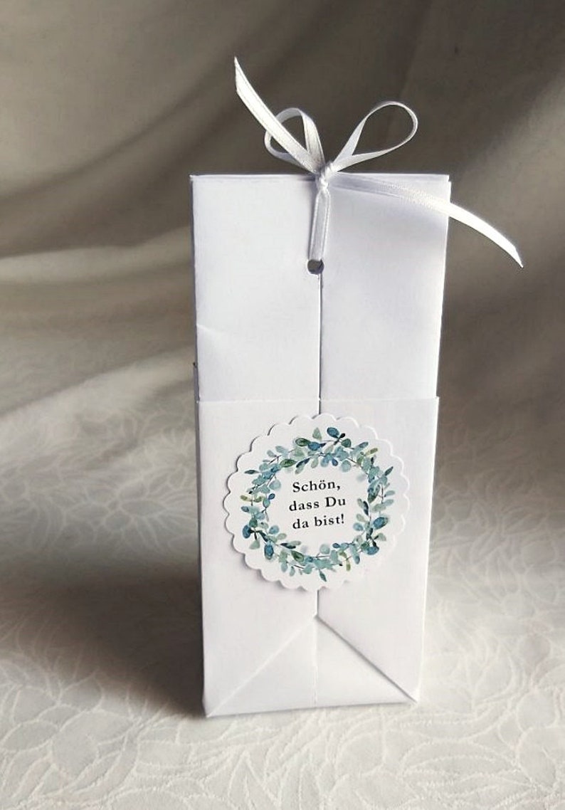 5 kleine weiße Geschenktüten mit Eukalyptus-Motiv Danke/Schön, dass Du da bist z.B. als Gastgeschenk, ... Schön, dass..