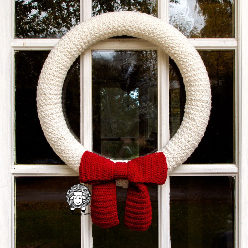 Country Winter Wreath Crochet Wreath with Lights Crochet Pattern PDF Instant Download image 3