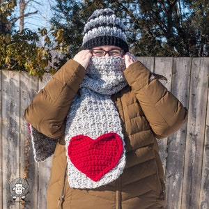 Wool You Be Mine Crochet Scarf Pattern: PDF Instant Download - Scarf with Pockets, Crochet Heart Scarf, Heart Pockets, Crochet Pocket Scarf