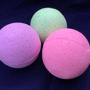 50 Bath Bomb Party favors, wholesale bath bomb, bulk deal, Free Shipping, Party Favors, Bridal shower gift, bath fizzy