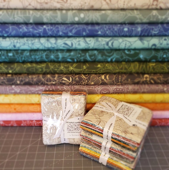 Charley Harper Basics: Fat Quarter Bundle - 8 pcs Charley Harper Basics: Fat Quarter Bundle - 8 pcs