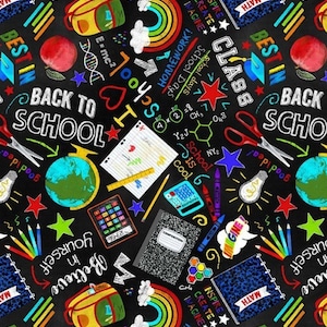 Nowość! Kreda szkolna „Powrót do szkoły”, materiał dla nauczycieli! 100% bawełny. 1/4, 1/2 lub 1 jard x 44"! Czarny/wielokolorowy•Autor: Timeless Treasures•Szybka wysyłka! WYPRZEDAŻ!