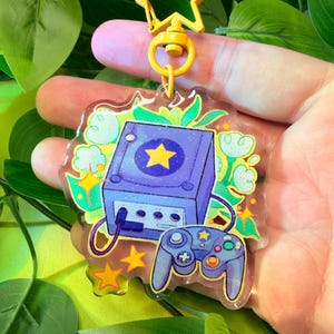 Retro Cube Game Console Acrylic Keychain, Purple Gaming Box Charm, Double-Sided Glitter Keyring, Nostalgic Gamer Bag Charm