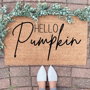 Hello Pumpkin Welcome Mat, Doormat, Door mat, pumpkin season, pumpkin decor, fall entryway, thanksgiving doormat, new homeowner gift