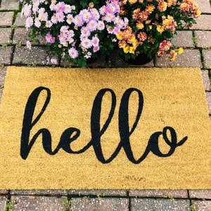 Hello Doormat / Funny Doormat / Farmhouse Doormat / Cute Doormat / Farmhouse Door Decor / Spring Door / Front Porch Decor / Mothers Day Gift