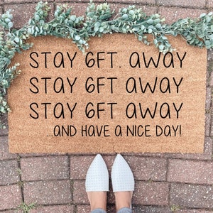 Social Distancing Doormat, Quarentine, 6tf Away, Funny Welcome Mat, Doormat, Front Door Mat, Funny Doormat, Doormats