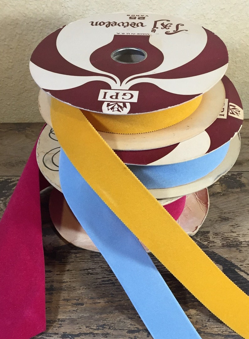 Crafts Butterscotch Taj, /& Light Blue Partial Bolts 3 Lion Vintage Weatherproof VelvetteVelvelon Ribbon Fuschia Wreaths Floral