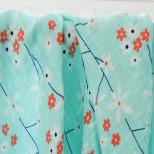 Pink Roses Floral Gauze Swaddle Blanket Flower Swaddle Blanket Baby Shower gift Lightweight Swaddle for Newborns Baby Girl Gift