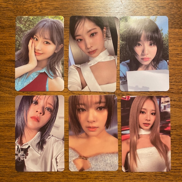 SET ME FREE and between 1&2 official photocards