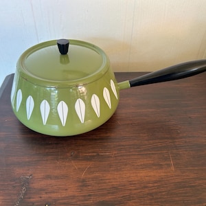 Catherine Holm Lotus Avocado Grün Fondue Topf MCM Kitchen