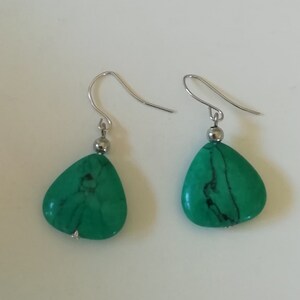 pair of natural stone pendant earrings