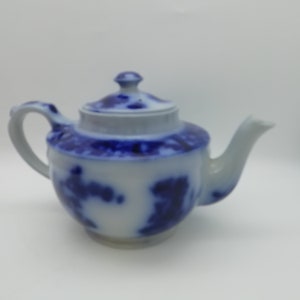 ceramic teapot