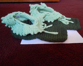 New HANDMADE Crocheted Olive Green & Pale Green Fancy Topped Slip On Slippers (Size 10.5)