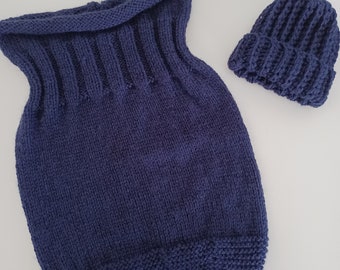 Cocon naissance chaussette emmaillotage et son bonnet layette bébé coloris bleu marine laine certifié Oeko-tex taille 0/1 mois