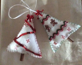 White Felt Christmas Trees set